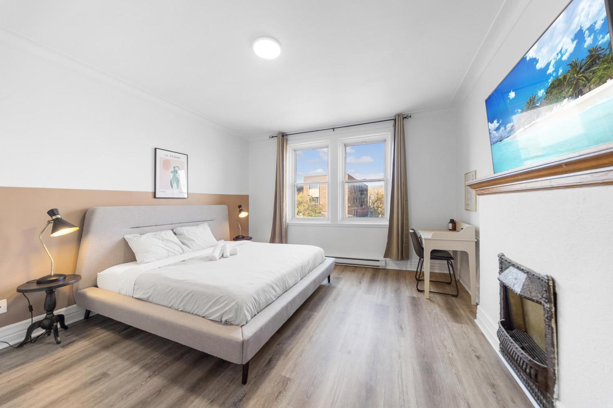 Modern And Cozy 4 Bedrooms Sleep 12 Монреаль Экстерьер фото